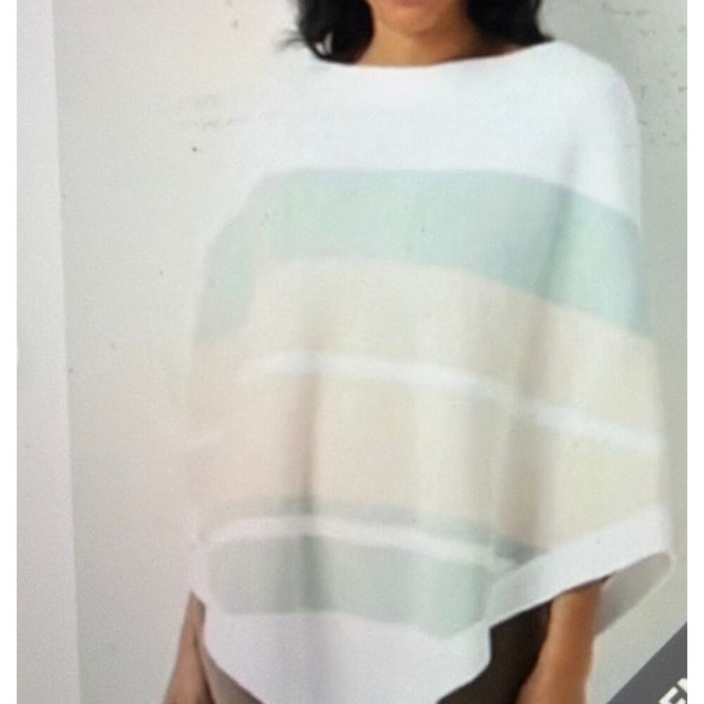 Barefoot Dreams Cozychic Ultra Lite Ocean Beach Poncho Pink Multi stripe OS New